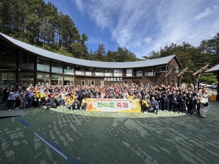 1ac09c3cc85ed06ff26e31ce36a669d9_1758772069_3526.jpg